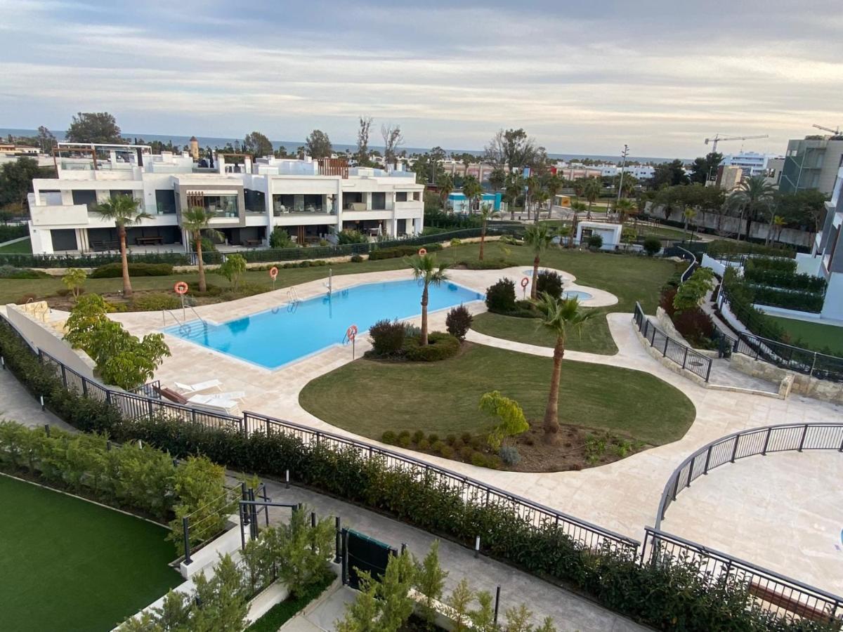 Los Miradores Del Sol By Mar Holidays Estepona Eksteriør billede